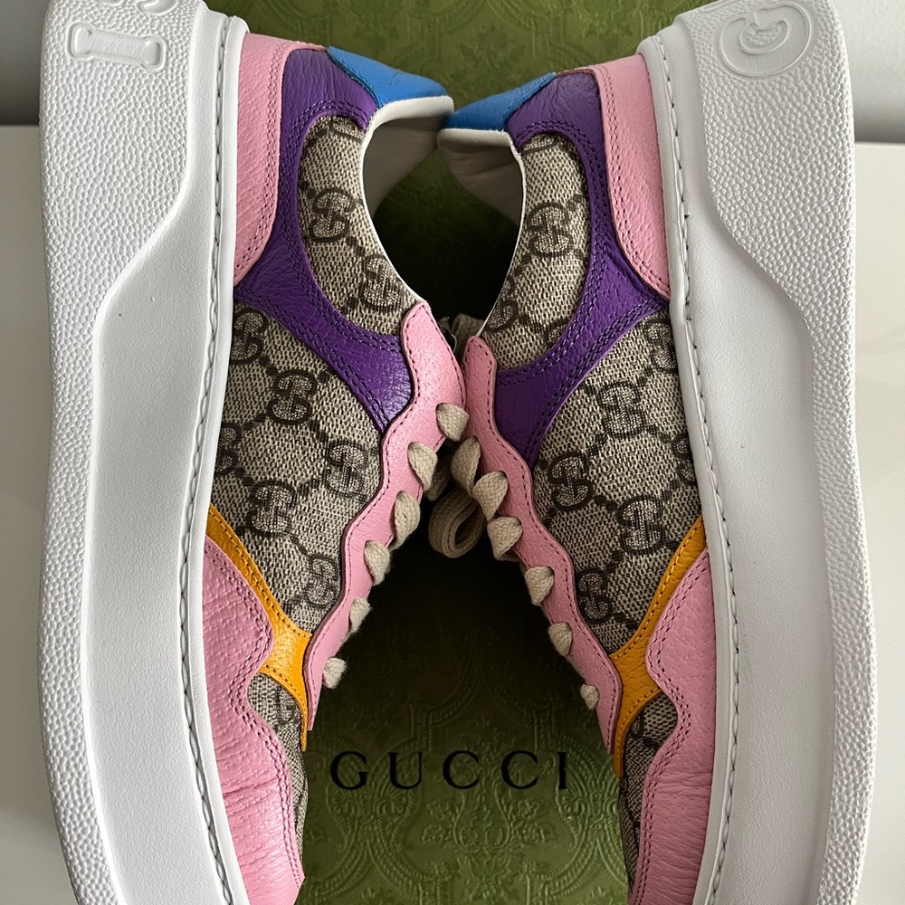 Gucci Women's Sneakers NEW - Picture 3 of 9